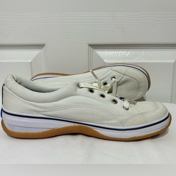 Like newKeds  Stretch White Canvas Sneakers with Blue Accents - Picture 6 of 10